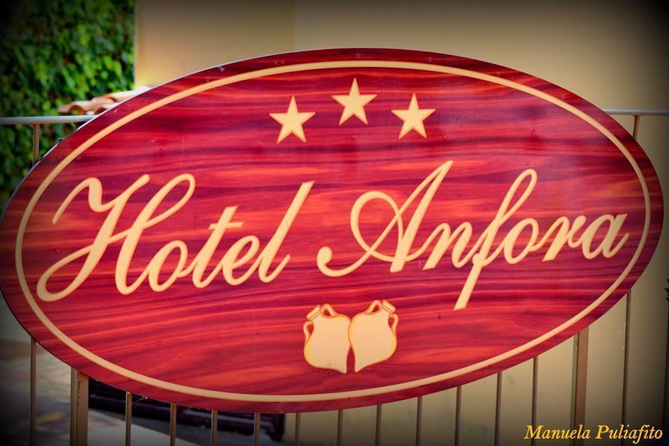 Hotel Anfora Каполивери Екстериор снимка